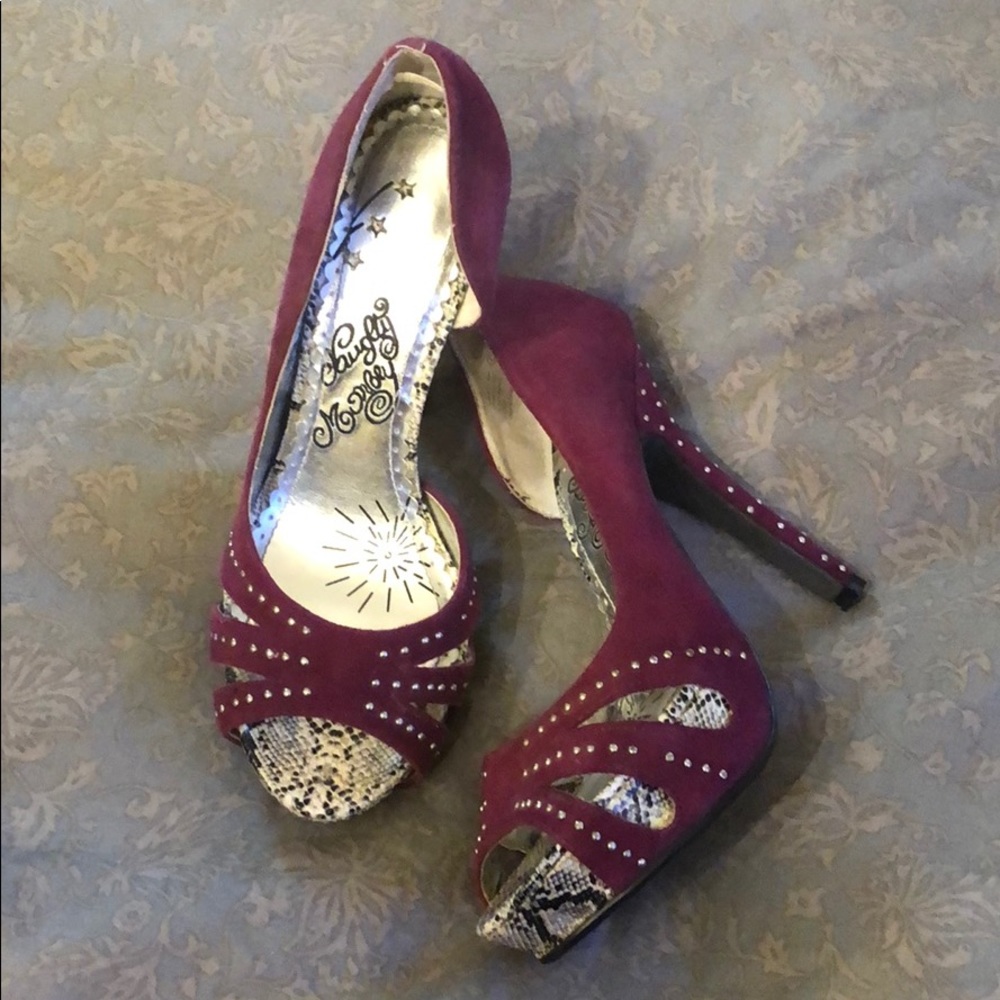 Naughty monkey purple high heels!